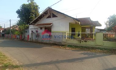 Jual Rumah Ada Kebun Luas di Belakang Pare Kab Kediri
