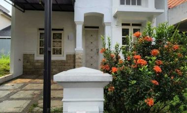 Disewakan rumah di kota wisata