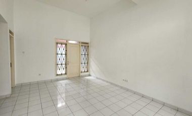 Disewakan rumah di kota wisata