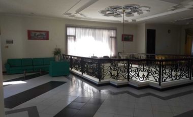 Rumah 2 Lantai Bagus SHM di Graha Famili Siap Huni