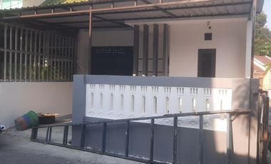 Di sewakan cat baru bersih dkt RS Oen  kandang sapi