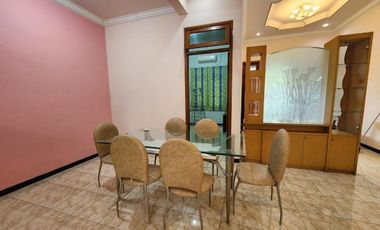 Disewakan rumah di Darmo baru barat