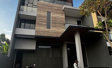 Disewakan rumah di Darmo baru barat