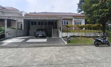 DISEWA RUMAH 2 LANTAI TAHUNAN BISA SURVEY ARGENIA SENTUL SSR865
