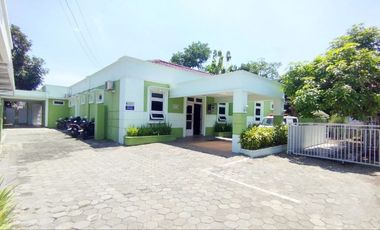 klinik Rumah Sakit 1420 m2 lokasi strategis pinggir jalan Simo