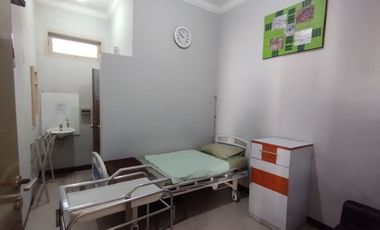 klinik Rumah Sakit 1420 m2 lokasi strategis pinggir jalan Simo