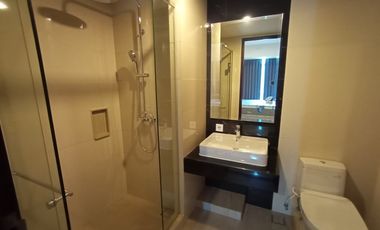 Apartemen 2 BR Furnished Bagus The Kensington Royal Suites Sumarecon K