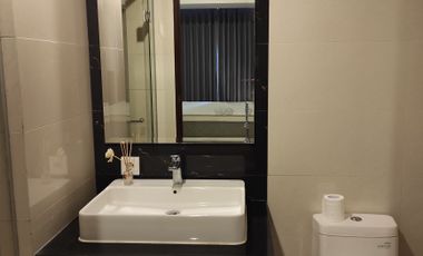 Apartemen 2 BR Furnished Bagus The Kensington Royal Suites Sumarecon K