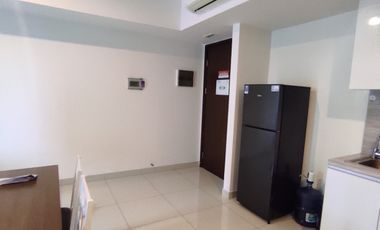Apartemen 2 BR Furnished Bagus The Kensington Royal Suites Sumarecon K