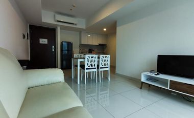 Apartemen 2 BR Furnished Bagus The Kensington Royal Suites Sumarecon K