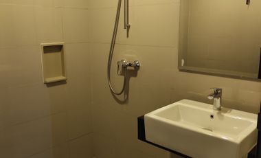 Apartemen 2 BR Furnished Bagus The Kensington Royal Suites Sumarecon K