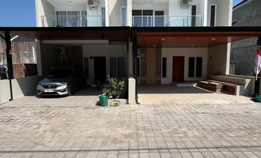 Rumah Premium gentan solo cluster deretan rumah elit