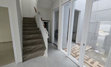 Rumah Premium gentan solo cluster deretan rumah elit