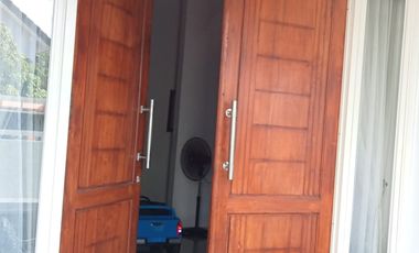 Rumah bangunan baru di perumahan elit Sidoarjo