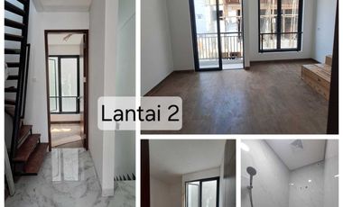 Disewakan Rumah modern minimalis Dengan Rooftop Di Cilandak Jaksel