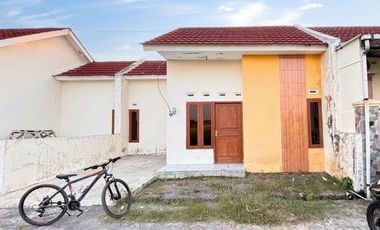 Rumah Cantik Minimalis Di Perum Jati Jaten Karanganyar