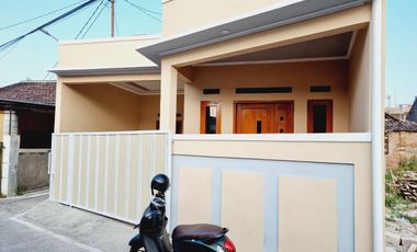 Rumah Baru Gress Cantik SHM Siap Huni di Banyuanyar Solo Kota