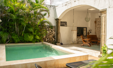 CASA DE 5 RECÁMARAS EN EL BARRIO DE SANTIAGO