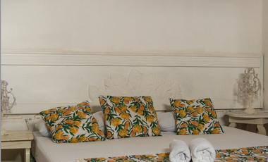 CASA DE 5 RECÁMARAS EN EL BARRIO DE SANTIAGO