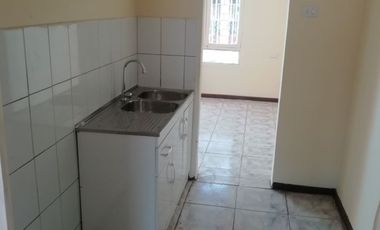 OPORTUNIDAD CASA CON AMPLIO PATIO