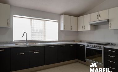 Hermosa Casa Remodelada 4 Rec. en Venta Coto Privado Bugambilias Norte de Colima