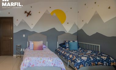 Hermosa Casa Remodelada 4 Rec. en Venta Coto Privado Bugambilias Norte de Colima