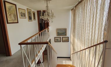 SE VENDE CASA EN CERRADA EN LOMAS DE TECAMACHALCO (V)