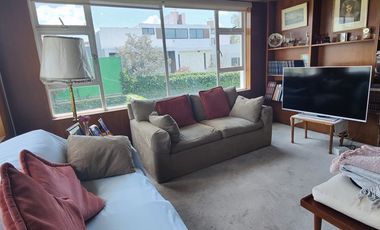 SE VENDE CASA EN CERRADA EN LOMAS DE TECAMACHALCO (V)