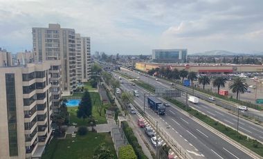 EN ARRIENDO AMOBLADO / DEPTO FRENTE A MALL ARAUCO MAIPU