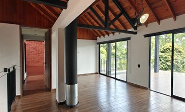 Casa en arriendo alto Palmas
