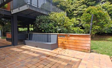 Casa en arriendo alto Palmas