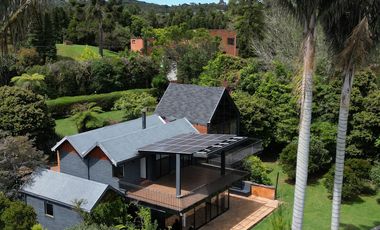 Casa en arriendo alto Palmas