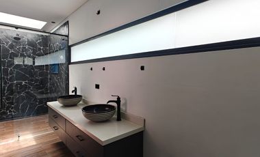 Casa en arriendo alto Palmas