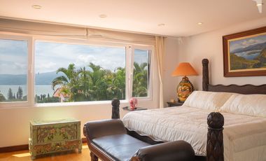 Exclusiva Casa Amueblada en Venta en Coto Privado  Ajijic West