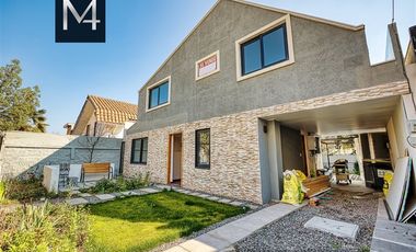 Casa en Venta en Las Hualtatas/ Padre Hurtado