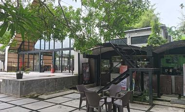 Bangunan Hotel Area strategis 4lt. 2.445m² pinggir jalan utama