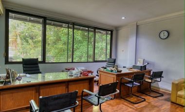 Ruko 4 Lantai di villa delima, strategis,turun harga,Lebakbulus