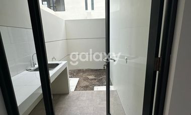 Rumah Opra City 2 Lantai | Unit Sewa