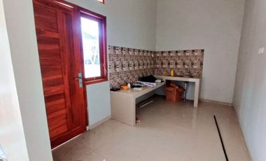 Rumah Cluster Bagus Dekat Luwes Gentan