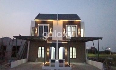 Rumah Baru 2 Lantai di barat Surabaya