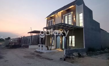 Rumah Baru 2 Lantai di barat Surabaya