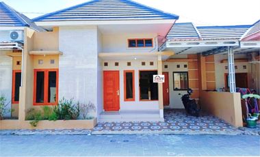 Rumah Cluster Bagus Dekat Luwes Gentan