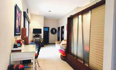 Rumah Cluster Bagus Full Furnish Dekat Luwes Gentan