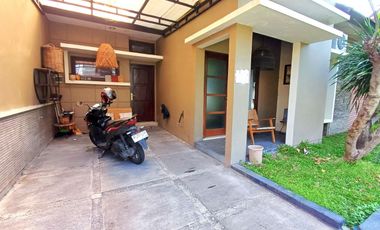 Rumah Cluster Bagus Full Furnish Dekat Luwes Gentan