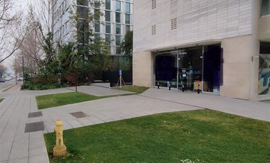 Arriendo Local comercial/185mts2/doble altura/vitrina/Av. Kennedy/Vitacura