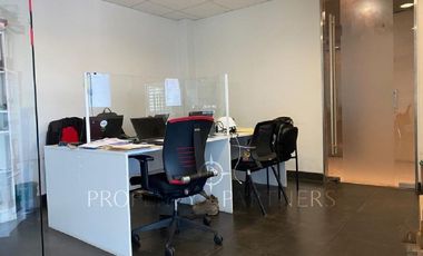 Concepción centro moderna oficina equipada