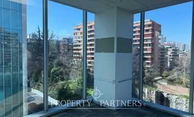 Espectacular oficina  ubicada en el corazón de Vitacura