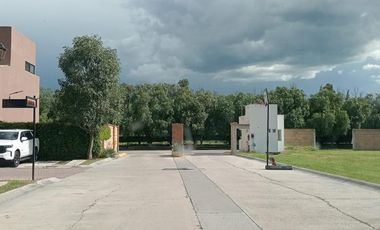 🏡✨ Casa en Venta en Apaseo el Grande, Guanajuato | Fraccionamiento Privado con Roof Garden 🌿