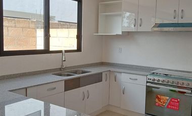 🏡✨ Casa en Venta en Apaseo el Grande, Guanajuato | Fraccionamiento Privado con Roof Garden 🌿