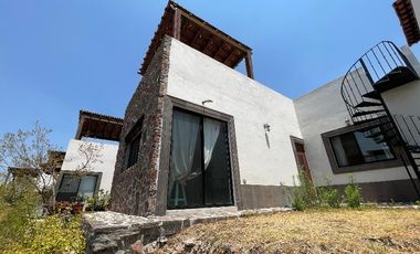 Moderna pero Acogedora Casa en condominio en San Miguel de Allende